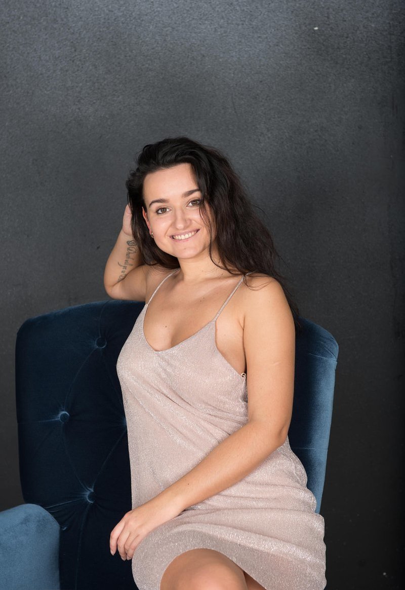 Ангелина, 25